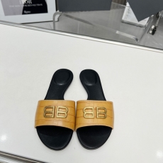 Balenciaga Slippers